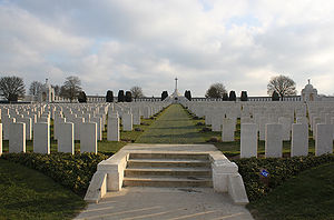 Cemetery Tyne Cot.jpg