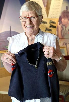 HCapt Langford and her Little Blue Jacket, 26 April 2016.jpg