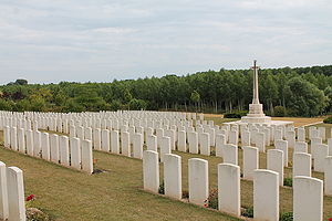 Cemetery Hangard Communal.jpg