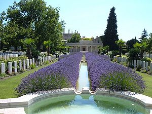 Cemetery Mazargues War.jpg