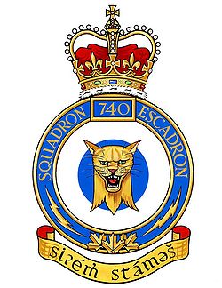 Unit crest 740 Comm Sqn.jpg