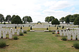 Cemetery Cabaret-Rouge British.jpg