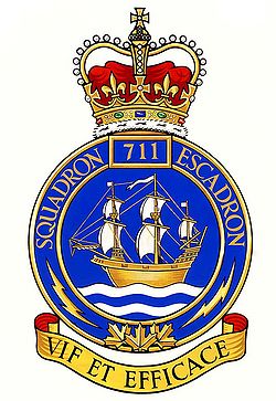 Unit crest 711 Comm Sqn.jpg